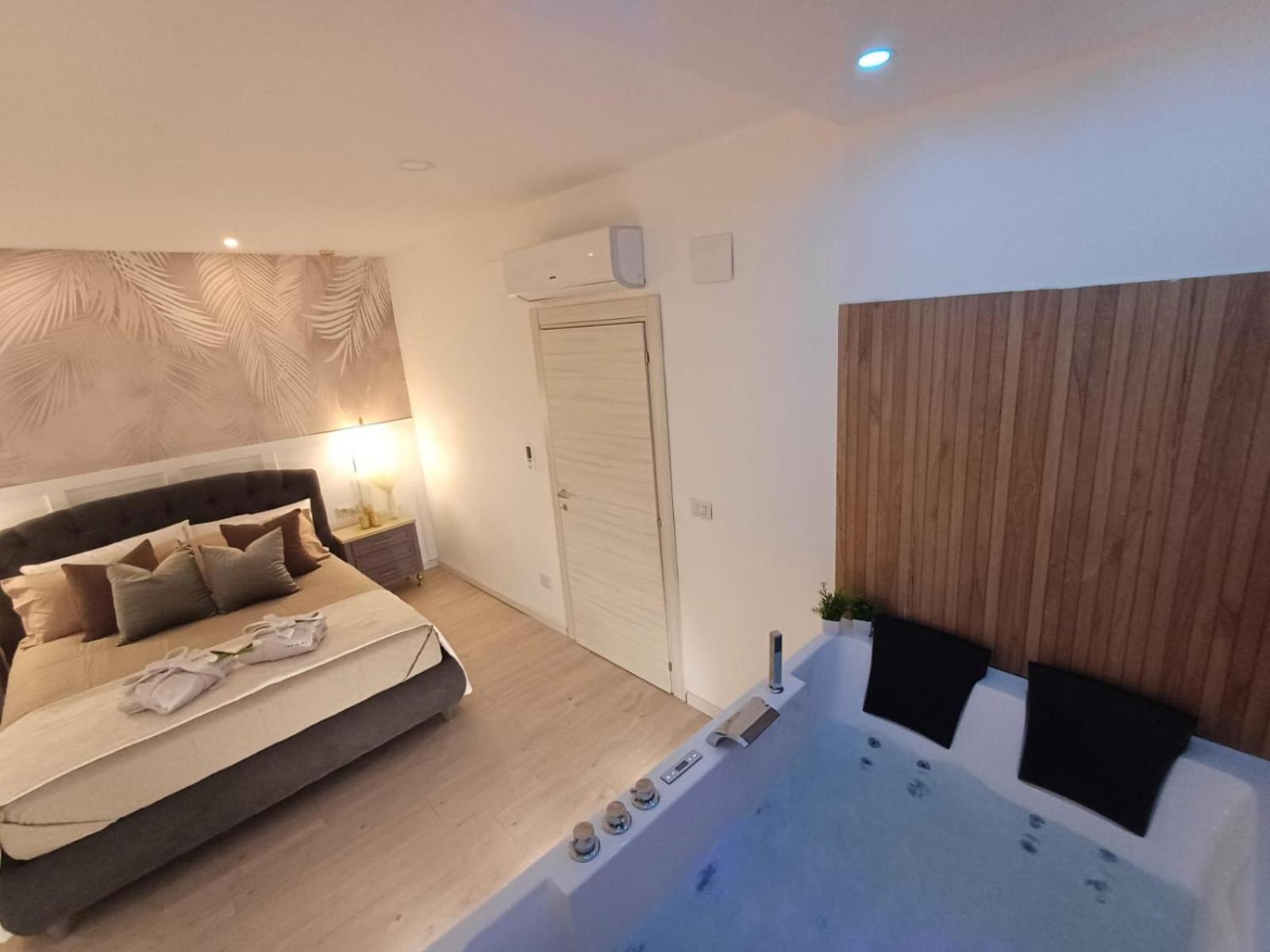 Dentro Le Mura-Suite House Sassari Exterior photo